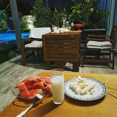 La Maison De Yasmine فندق